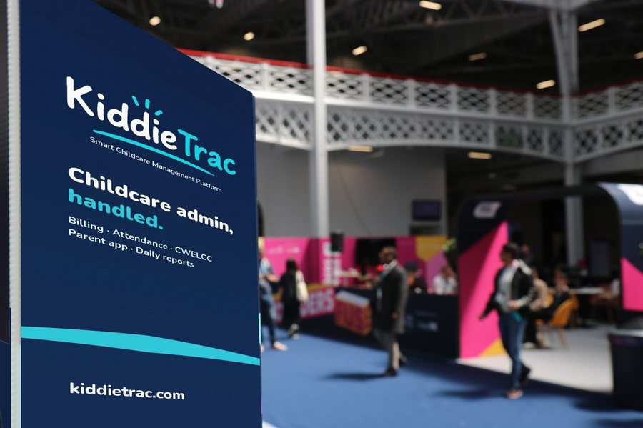 KiddieTrac pop-up display booth design